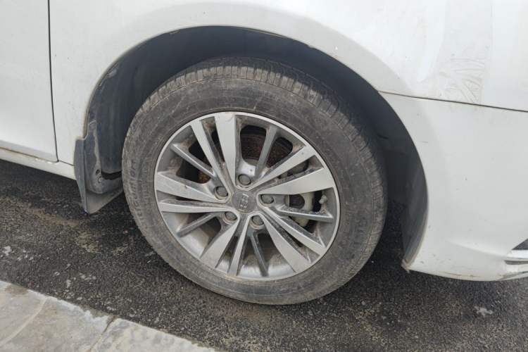Used Geely Auto Emgrand 2018 1.5L Manual Upward Connect Edition Right Front Wheel Hub