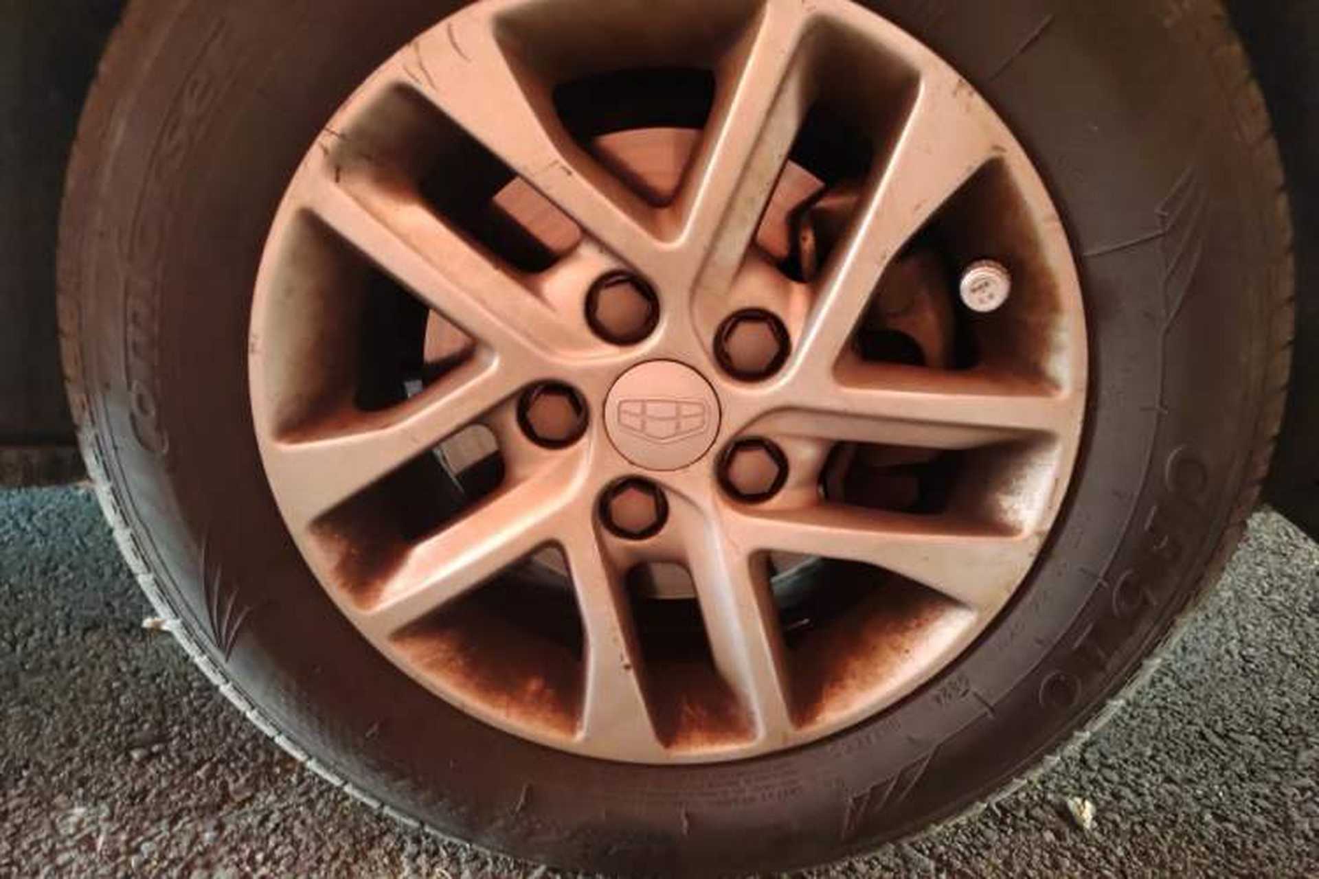 Used Geely Auto Emgrand  Right Front Wheel Hub