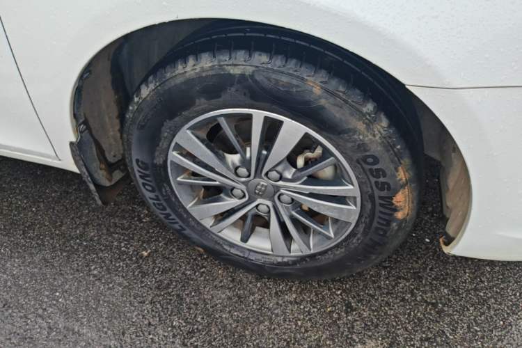 Used Geely Auto Emgrand 2018 1.5L CVT Luxury Model Right Front Wheel Hub