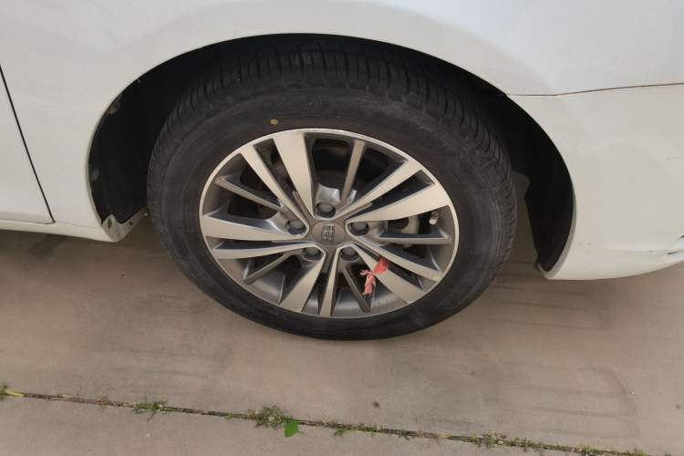 Used Geely Auto Emgrand 2018 1.5L CVT Upward Connect Edition Right Front Wheel Hub