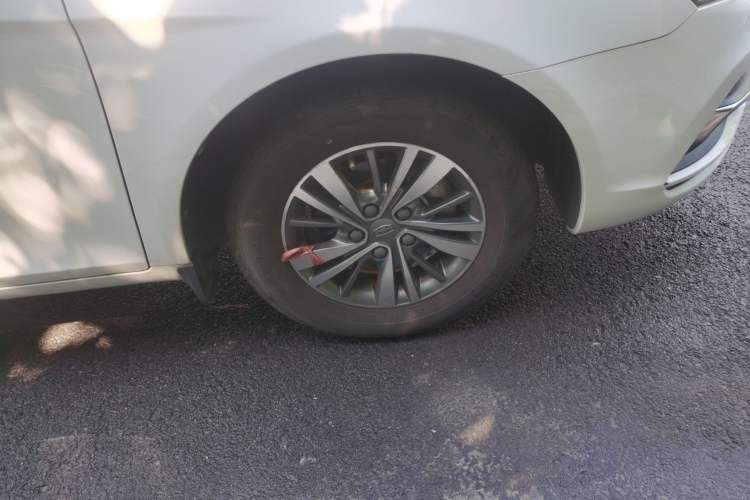 Used Geely Auto Emgrand 2018 1.5L Manual Luxury Model Right Front Wheel Hub