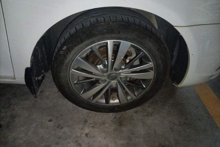 Used Geely Auto Emgrand 2018 1.5L CVT Upward Connect Edition Right Front Wheel Hub