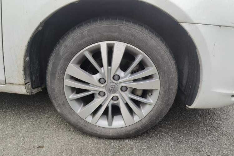 Used Geely Auto Emgrand 2018 1.5L CVT Upward Connect Edition Right Front Wheel Hub