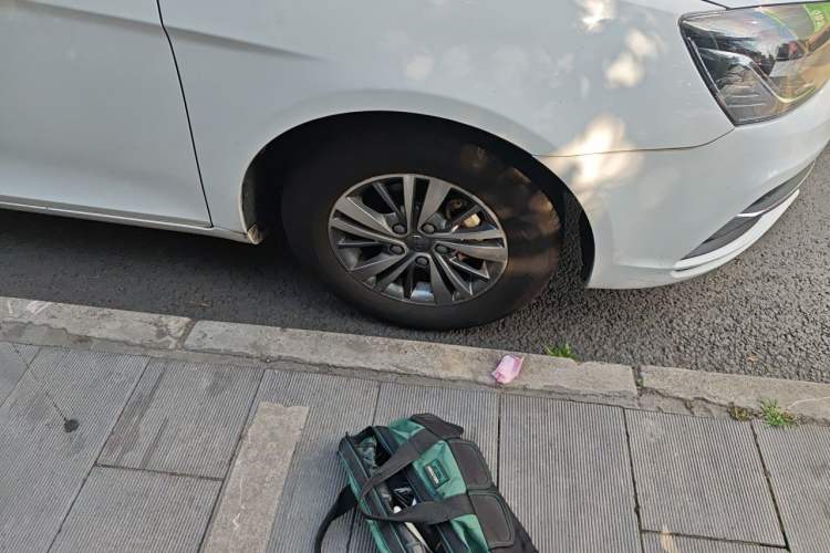 Used Geely Auto Emgrand 2018 1.5L Manual Luxury Model Right Front Wheel Hub