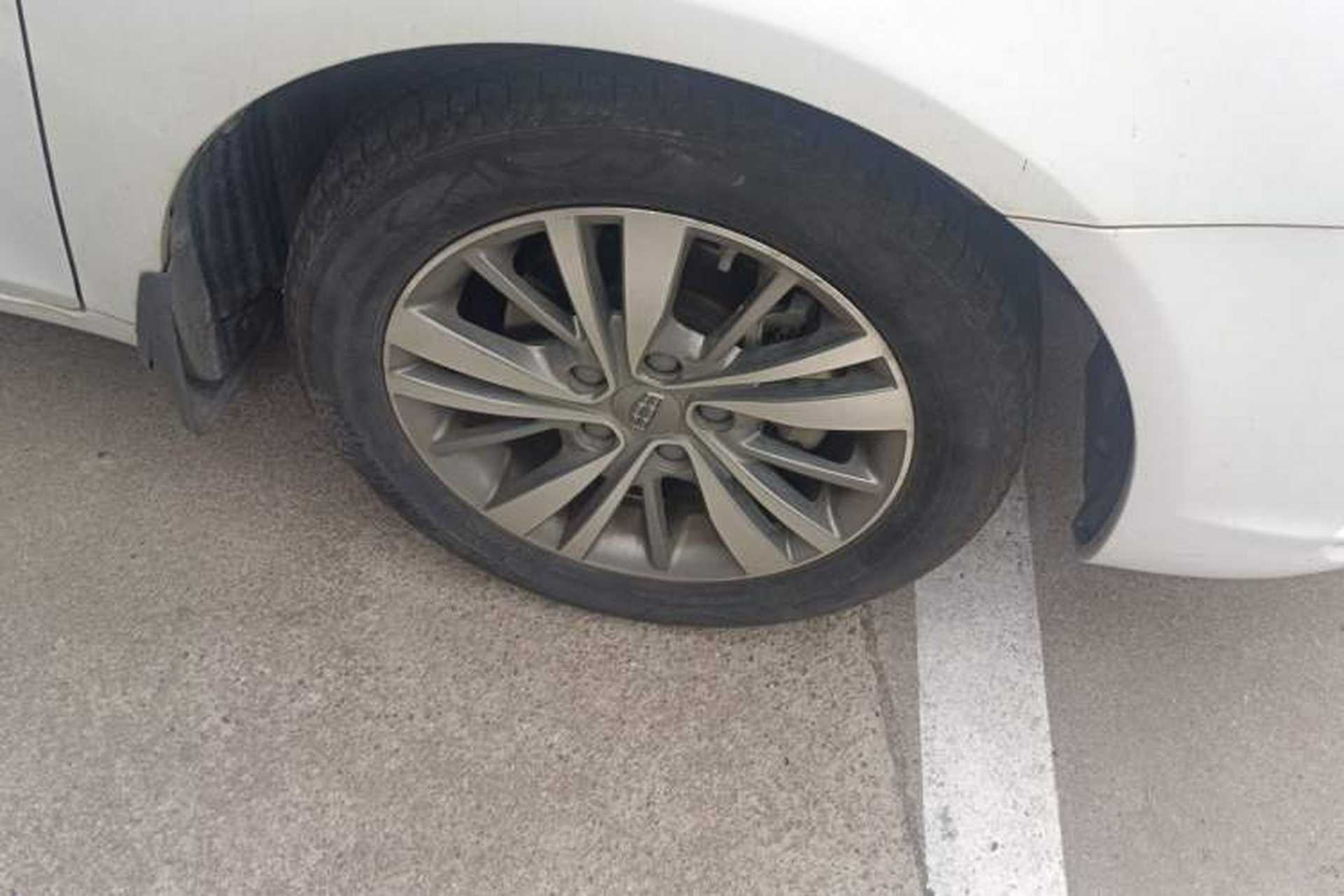 Used Geely Auto Emgrand 2018 1.5L CVT Upward Connect Edition Right Front Wheel Hub