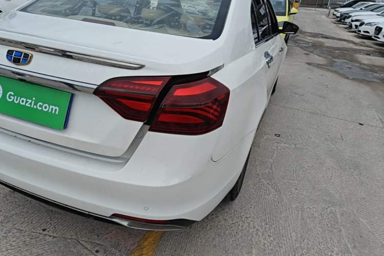 Used Geely Auto Emgrand 2018 1.5L Manual Luxury Model Right Rear Taillight