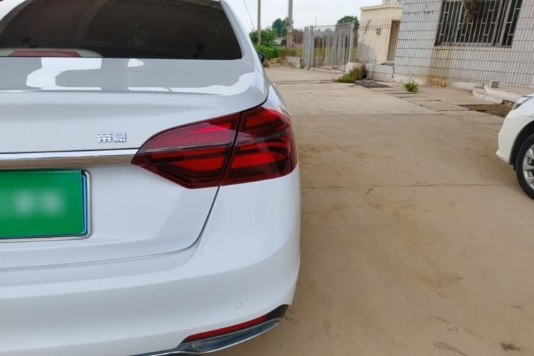 Used Geely Auto Emgrand 2018 1.5L Manual Luxury Model Right Rear Taillight
