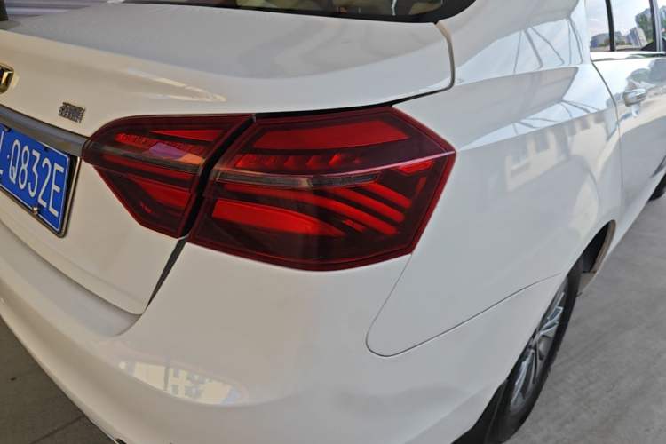 Used Geely Auto Emgrand 2018 1.5L Manual Luxury Model Right Rear Taillight