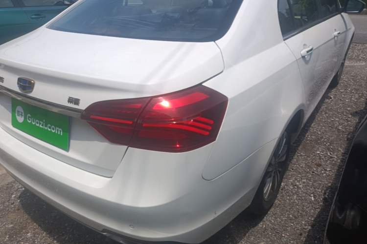 Used Geely Auto Emgrand 2018 1.5L CVT Upward Connect Edition Right Rear Taillight