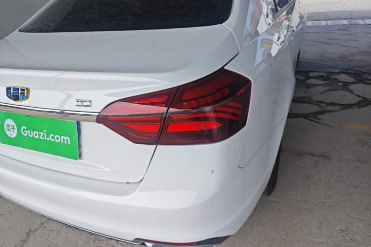 Used Geely Auto Emgrand 2018 1.5L CVT Luxury Model Right Rear Taillight