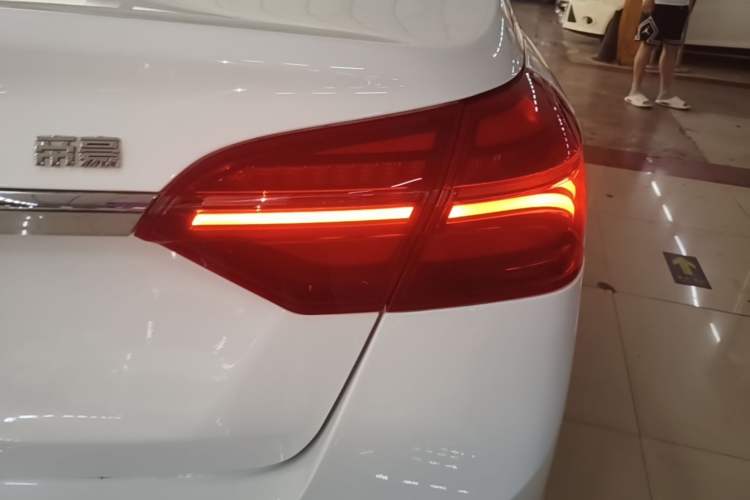 Used Geely Auto Emgrand 2018 1.5L CVT Upward Connect Edition Right Rear Taillight