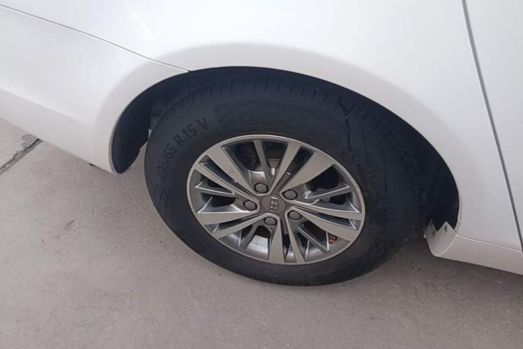 Used Geely Auto Emgrand 2018 1.5L Manual Luxury Model Right Rear Wheel Hub