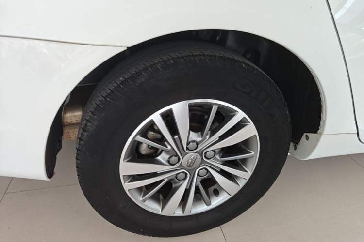 Used Geely Auto Emgrand 2018 1.5L Manual Luxury Model Right Rear Wheel Hub
