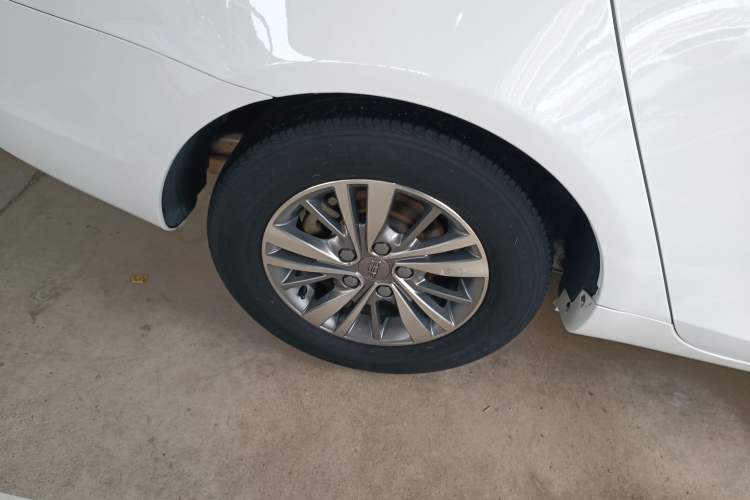 Used Geely Auto Emgrand 2018 1.5L Manual Luxury Model Right Rear Wheel Hub