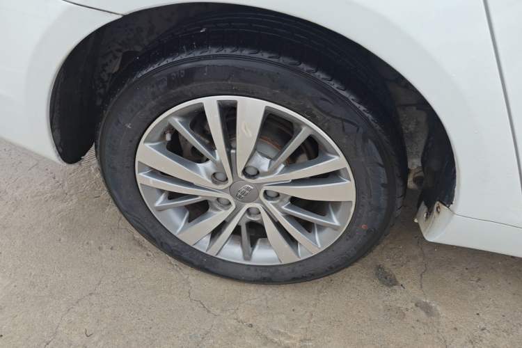 Used Geely Auto Emgrand 2018 1.5L Manual Upward Connect Edition Right Rear Wheel Hub