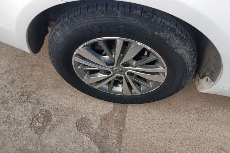 Used Geely Auto Emgrand 2018 1.5L Manual Luxury Model Right Rear Wheel Hub