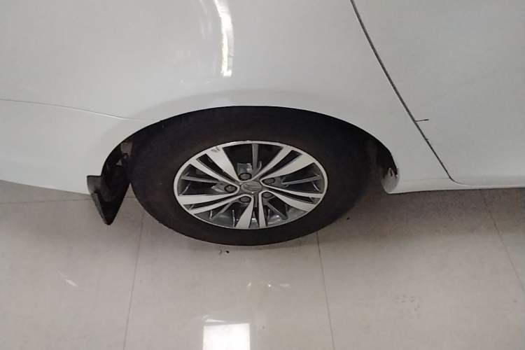 Used Geely Auto Emgrand 2018 1.5L CVT Luxury Model Right Rear Wheel Hub