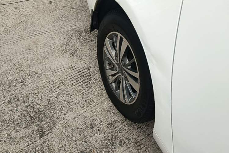 Used Geely Auto Emgrand 2018 1.5L CVT Luxury Model Right Rear Wheel Hub