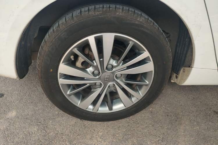 Used Geely Auto Emgrand 2018 1.5L CVT Upward Connect Edition Right Rear Wheel Hub