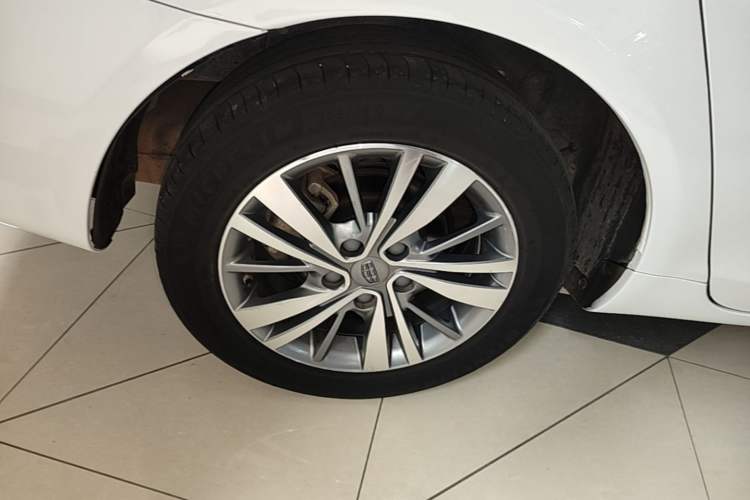 Used Geely Auto Emgrand 2018 1.5L CVT Upward Connect Edition Right Rear Wheel Hub