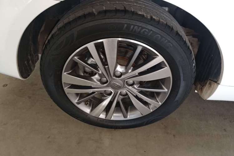 Used Geely Auto Emgrand 2018 1.5L Manual Upward Connect Edition Right Rear Wheel Hub