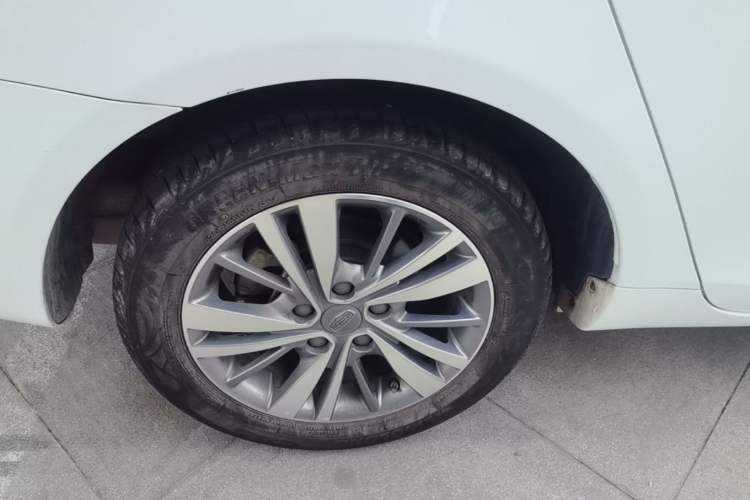 Used Geely Auto Emgrand 2018 1.5L CVT Upward Connect Edition Right Rear Wheel Hub