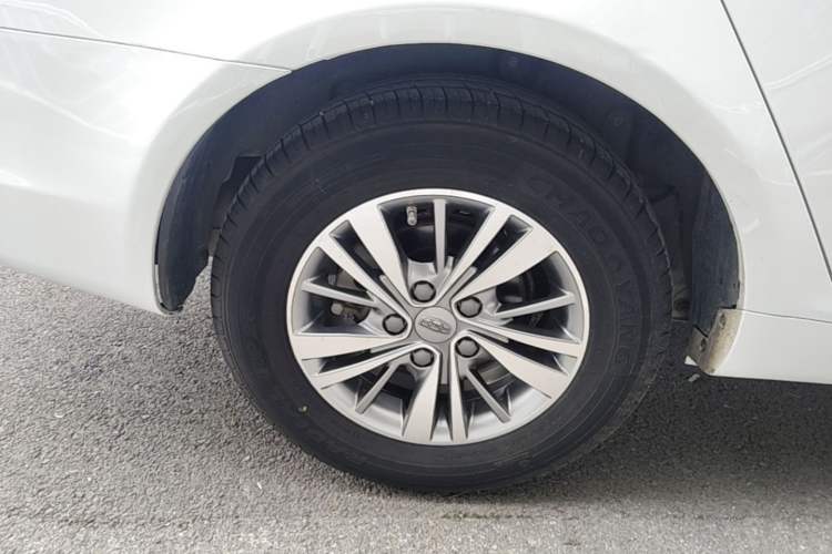 Used Geely Auto Emgrand 2018 1.5L CVT Luxury Model Right Rear Wheel Hub