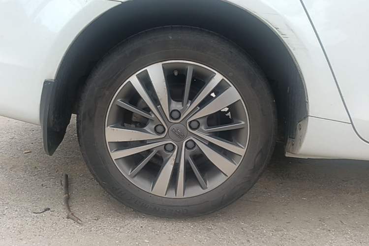 Used Geely Auto Emgrand 2018 1.5L CVT Upward Connect Edition Right Rear Wheel Hub