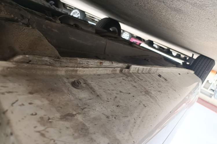 Used Geely Auto Emgrand 2018 1.5L Manual Luxury Model Right Side Sill