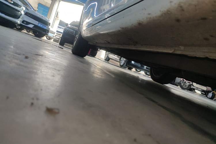 Used Geely Auto Emgrand 2018 1.5L CVT Upward Connect Edition Right Side Sill