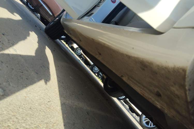 Used Geely Auto Emgrand 2018 1.5L Manual Luxury Model Right Side Sill