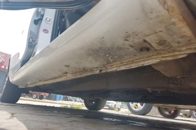 Used Geely Auto Emgrand 2018 1.5L Manual Upward Connect Edition Right Side Sill