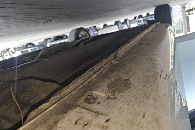 Used Geely Auto Emgrand 2018 1.5L CVT Upward Connect Edition Right Side Sill