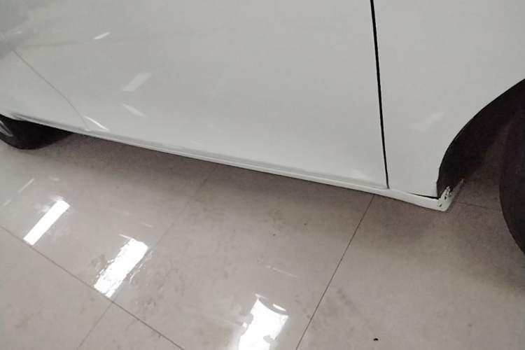 Used Geely Auto Emgrand 2018 1.5L CVT Luxury Model Right Side Sill