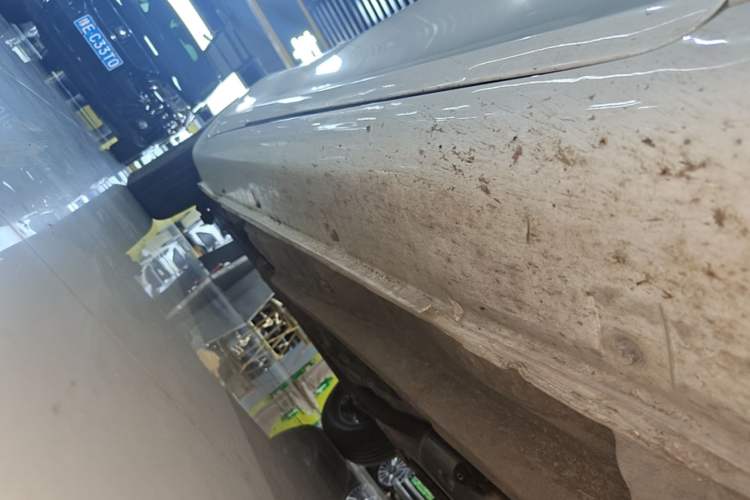 Used Geely Auto Emgrand 2018 1.5L CVT Luxury Model Right Side Sill