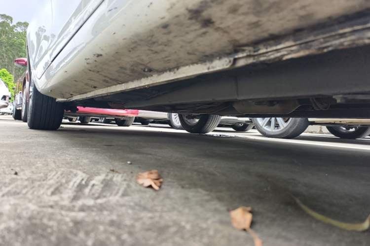 Used Geely Auto Emgrand 2018 1.5L CVT Upward Connect Edition Right Side Sill