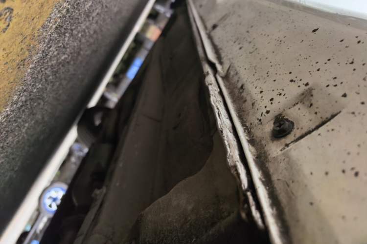 Used Geely Auto Emgrand 2018 1.5L Manual Upward Connect Edition Right Side Sill