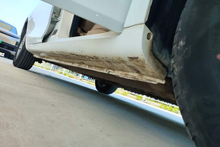 Used Geely Auto Emgrand 2018 1.5L Manual Luxury Model Right Side Sill