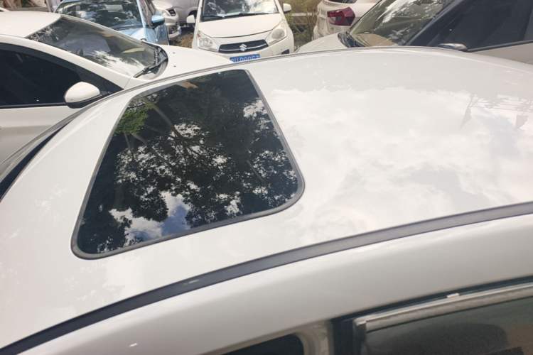 Used Geely Auto Emgrand 2018 1.5L CVT Upward Connect Edition Roof