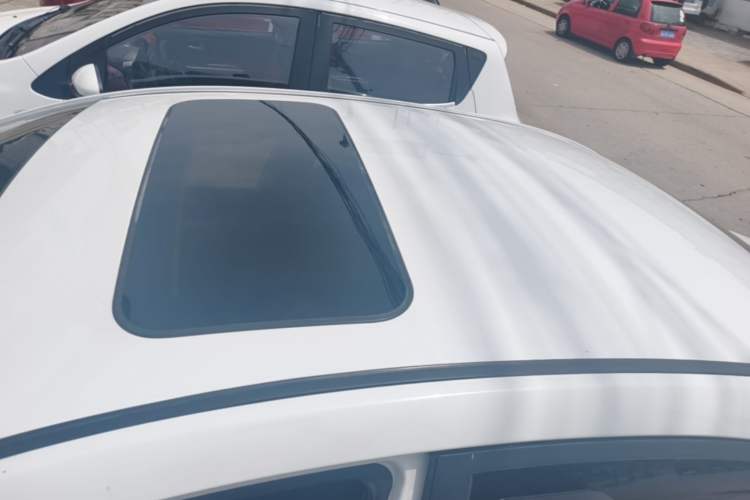 Used Geely Auto Emgrand 2018 1.5L Manual Upward Connect Edition Roof