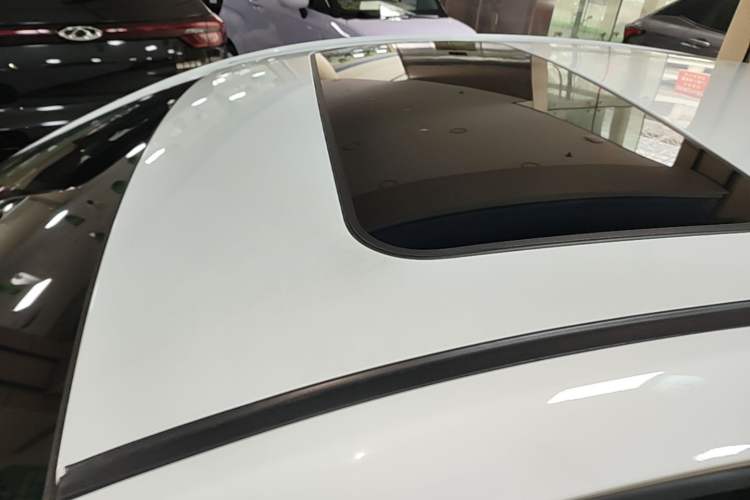 Used Geely Auto Emgrand 2018 1.5L CVT Upward Connect Edition Roof