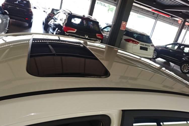 Used Geely Auto Emgrand 2018 1.5L Manual Upward Connect Edition Roof