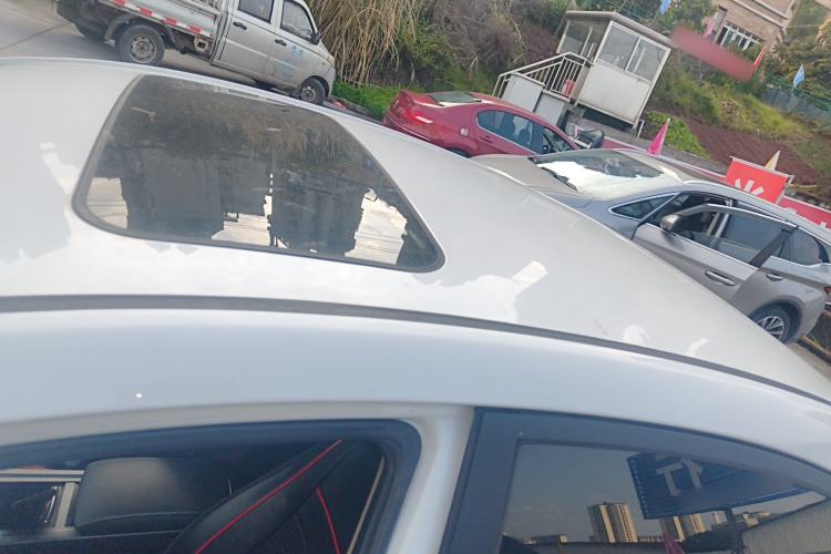 Used Geely Auto Emgrand 2018 1.5L CVT Upward Connect Edition Roof