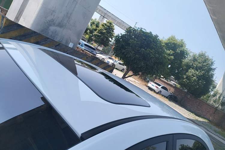 Used Geely Auto Emgrand 2018 1.5L CVT Upward Connect Edition Roof