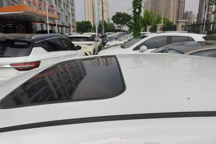 Used Geely Auto Emgrand 2018 1.5L CVT Upward Connect Edition Roof