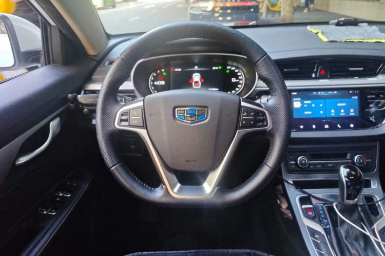 Used Geely Auto Emgrand 2018 1.5L CVT Upward Connect Edition Steering Wheel