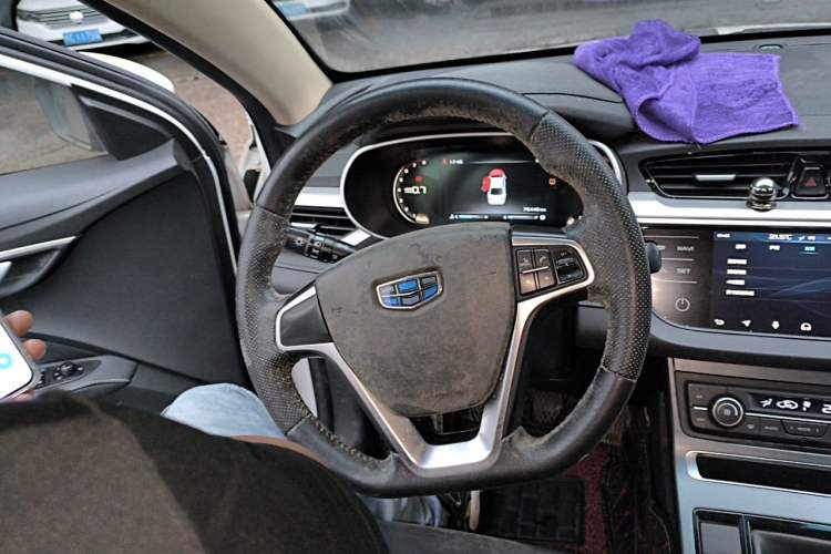 Used Geely Auto Emgrand 2018 1.5L Manual Upward Connect Edition Steering Wheel