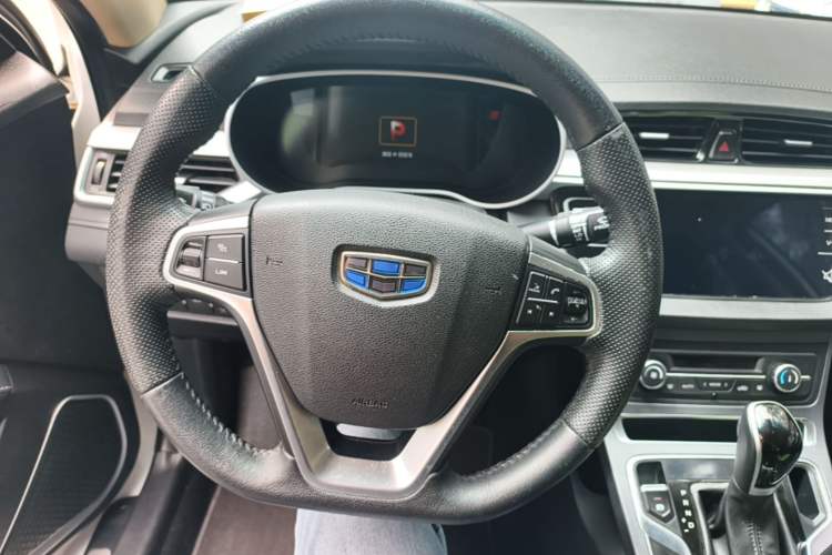 Used Geely Auto Emgrand 2018 1.5L CVT Upward Connect Edition Steering Wheel