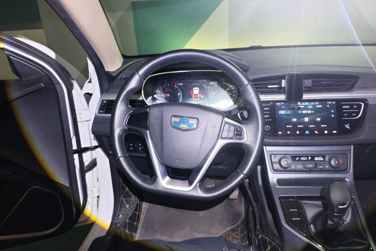 Used Geely Auto Emgrand 2018 1.5L Manual Upward Connect Edition Steering Wheel