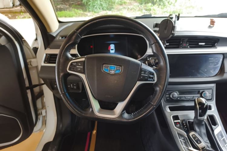 Used Geely Auto Emgrand 2018 1.5L CVT Upward Connect Edition Steering Wheel
